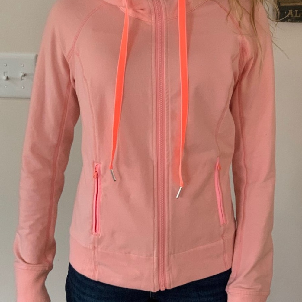lululemon jacket